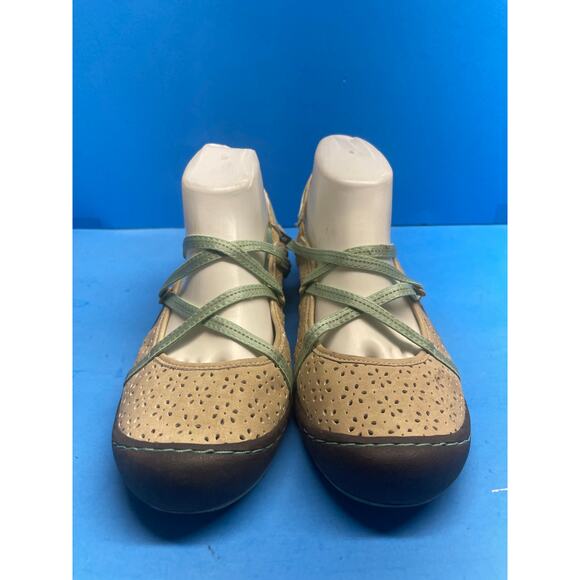 J-41 Women's Shoes Adventure All Terra Terrain Strappy Sport 9 Beige Turquoise - Picture 1 of 13